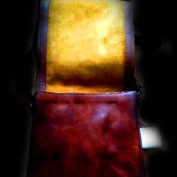 New Italian Leather Messenger Bag